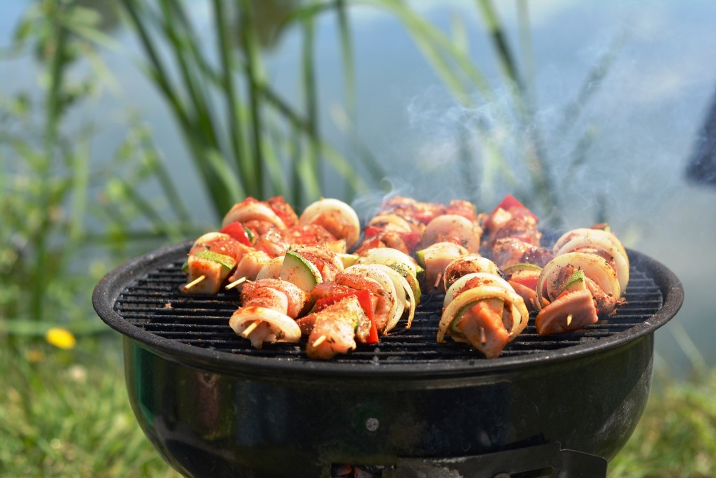grill-878000_1920