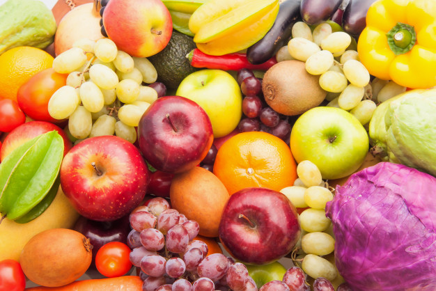 Different-Fresh-Fruits-And-Vegetables-For-Eating-Healthy-And-Dieting_3236-541